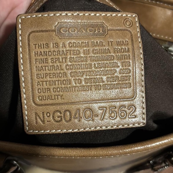 Coach Hamptons Suede Bag - Picture 5 of 5